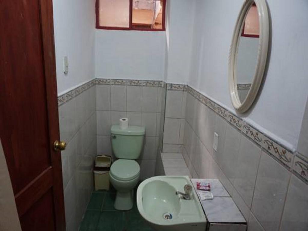 Wasi Away Hostel Ollantaytambo Extérieur photo