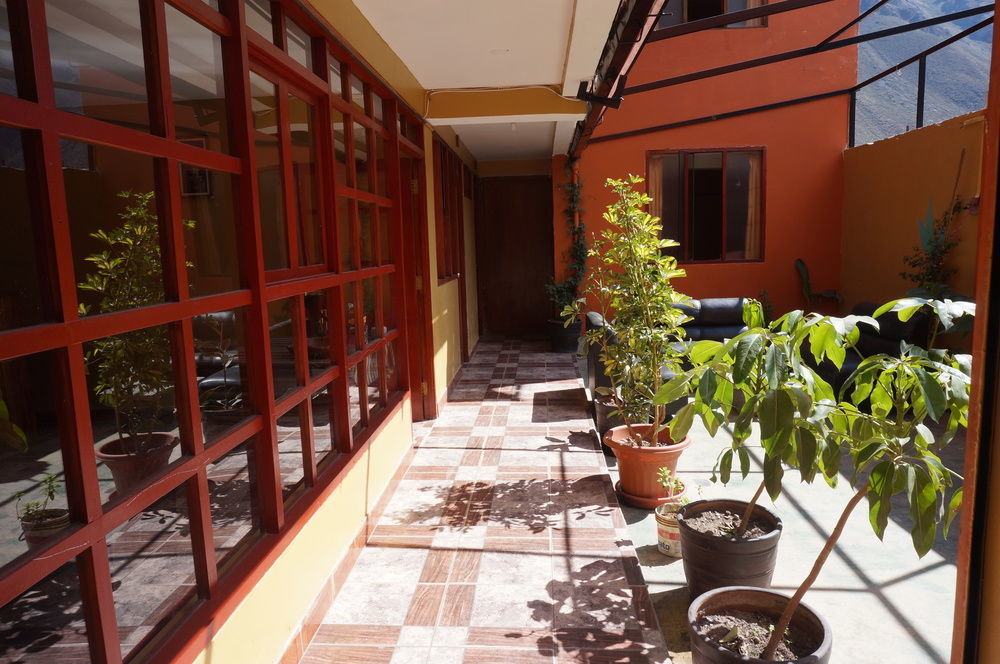 Wasi Away Hostel Ollantaytambo Extérieur photo